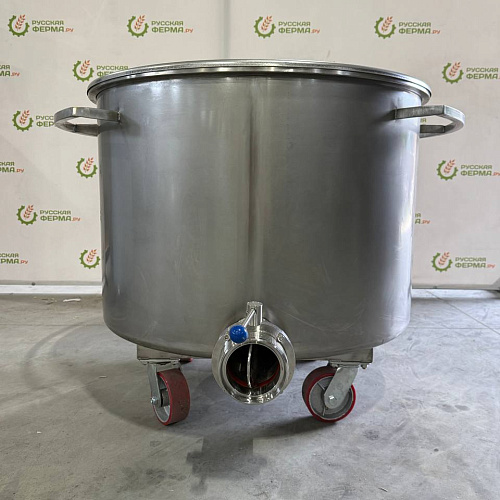 Емкость 300л из нержавеющей стали с плоским дном